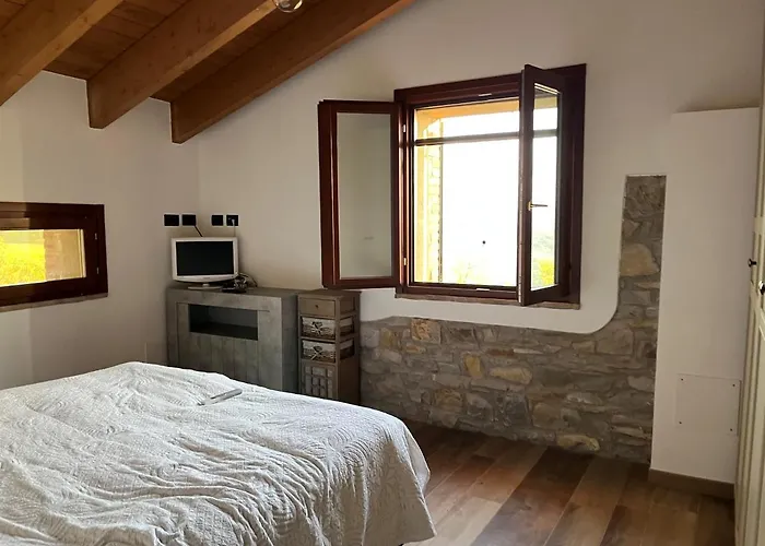 Antico Borgo Le Roste