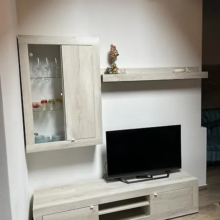 Antico Borgo Le Roste * Sassomorello