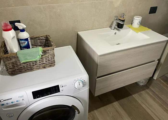 Antico Borgo Le Roste * Sassomorello