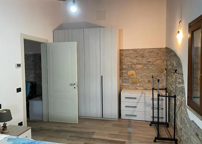 Antico Borgo Le Roste